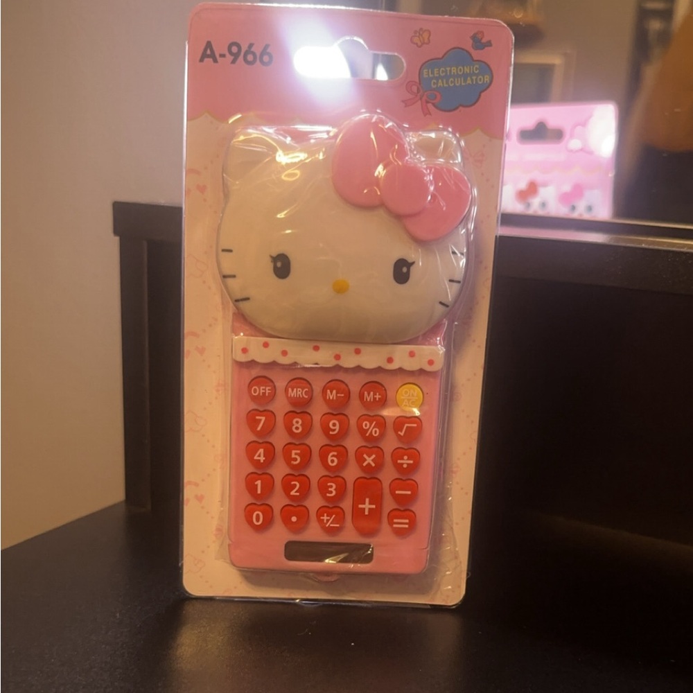 Hello Kitty Calculator